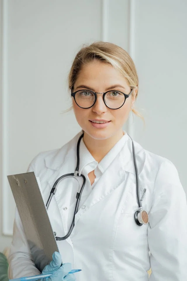 Permanence téléphonique médicale pour médecin, docteur, soignant, praticien de santé-webp